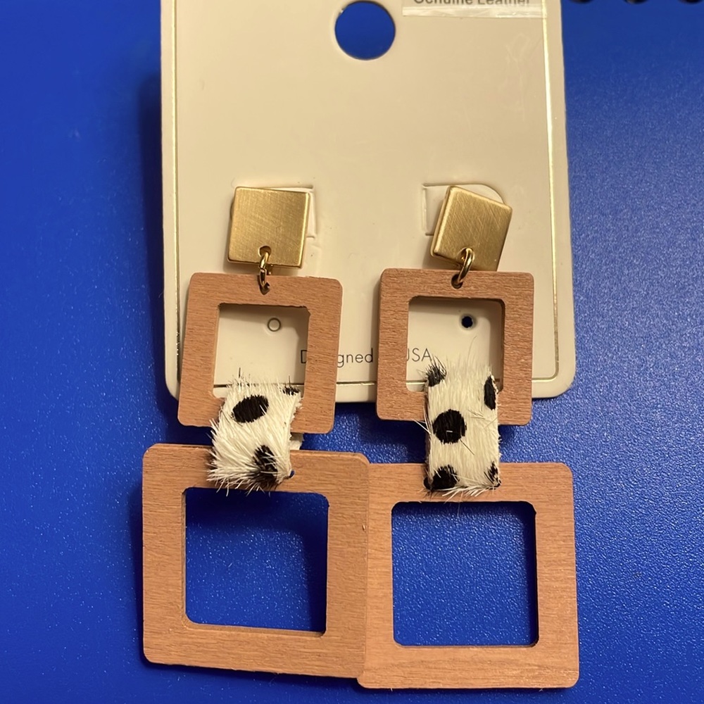 Lightweight Print, wood and gold earrings for any look.